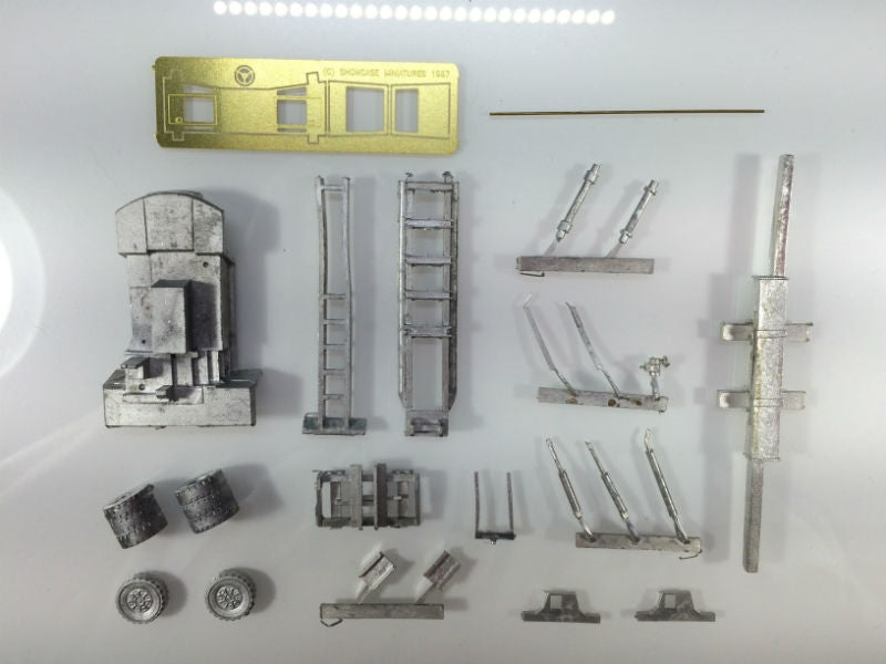 SHOWCASE MINIATURES N Scale #21 | Kalmar Container Loader